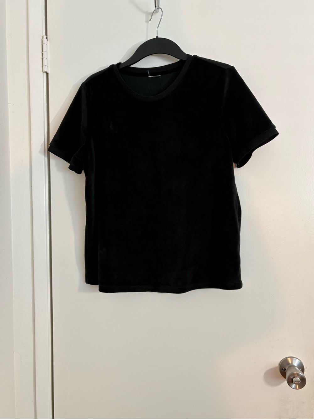 Vintage Classic Black Short Sleeve Velvet Tee